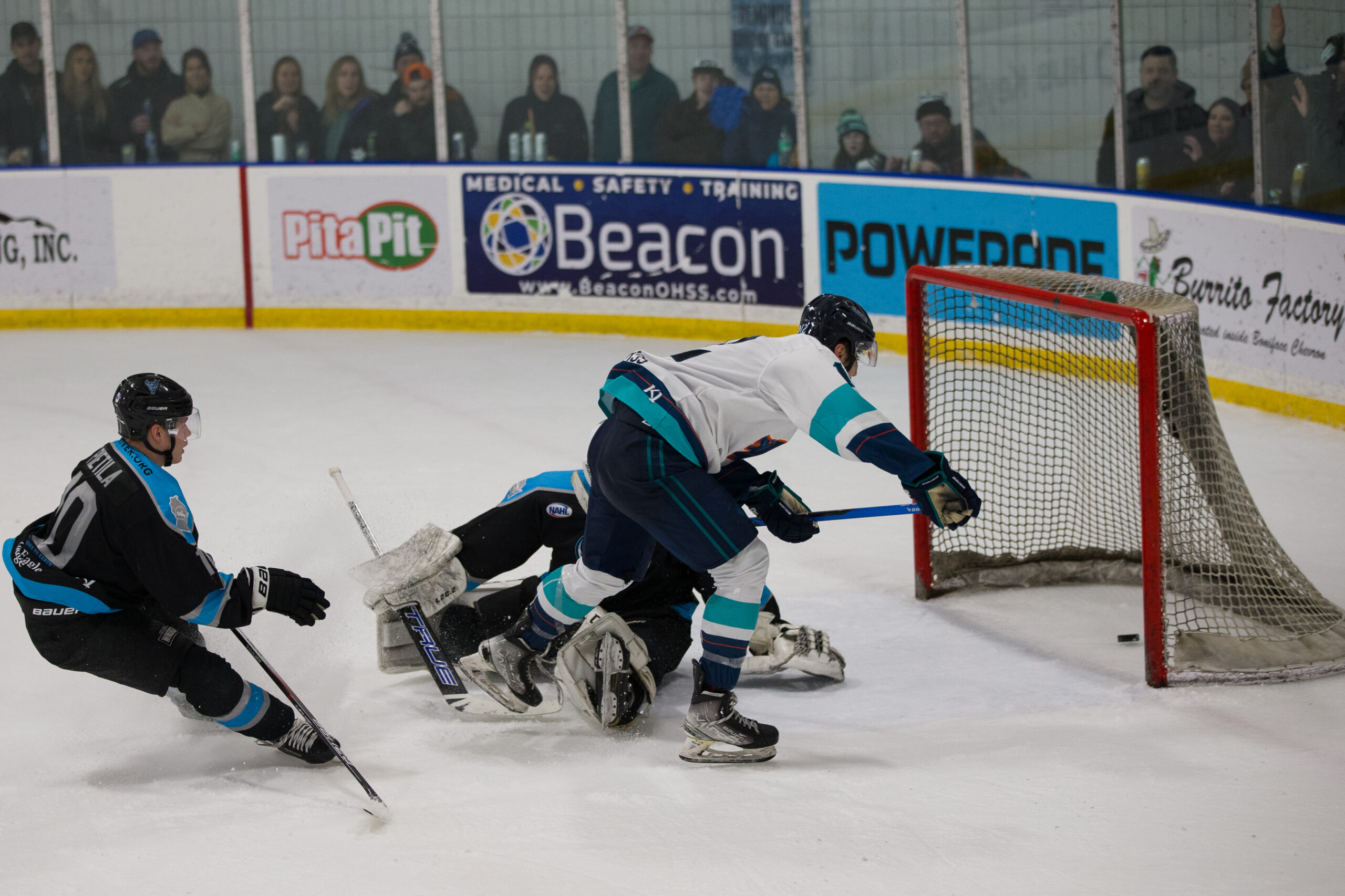 Kade Shea scoring the overtime game winning goal for the Anchorage Wolverines.